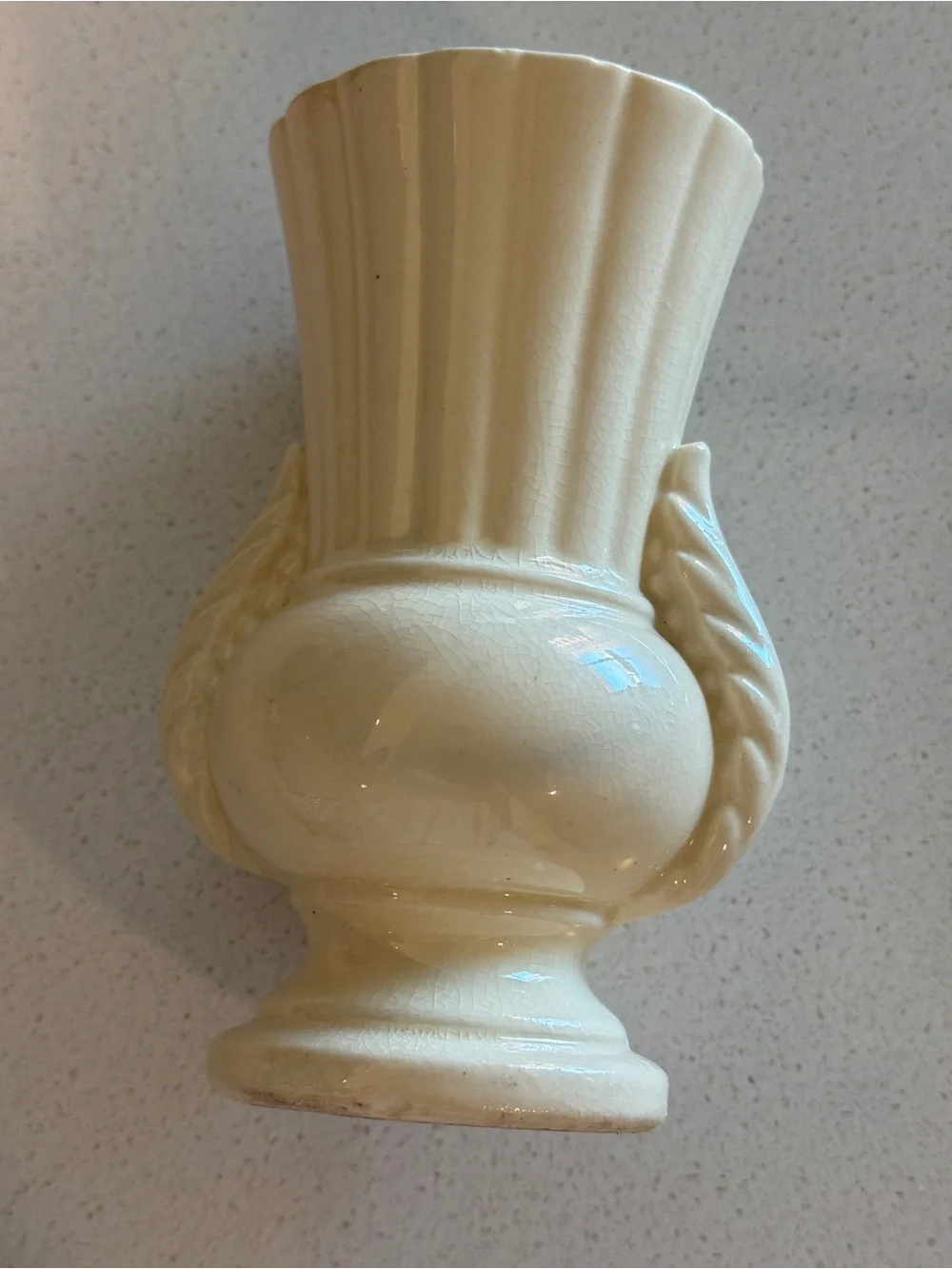 Vintage 1940s–60s Ivory Ceramic Vase Fluted Ribbed Leaf Art Pottery Mid Century